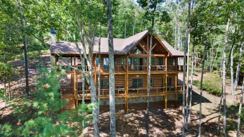 Cherry Log House | Aska Favor