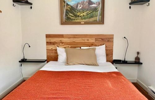 Idaho Springs House | Aspen Cabin at Base Camp Lodging Company