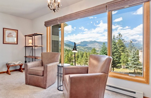 Windcliff Estates House | Aspen Spirit Vacation Home at Windcliff by RedAwning