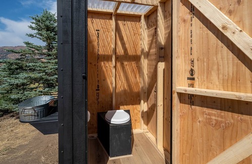 Tehachapi RV Rental | Aspen Tent |Unique Getaway | Glamping Tent Experience