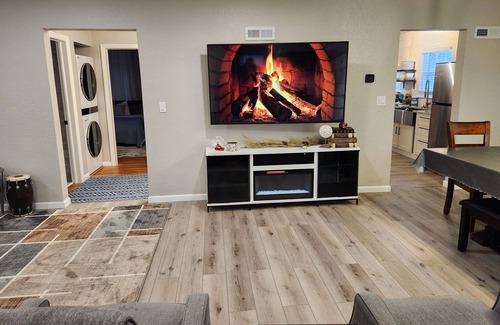 Sioux Falls House | Aspen Villa-Country Club, Augustana, USF & Sanford Med.