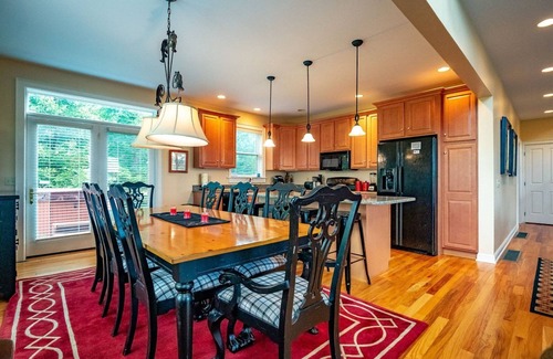 Timberline House | Aspen Village 33 - Penny LanennAspen Village 33 - Air Conditioning, Community Pool