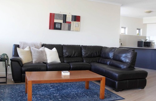 Kings Beach Apartment | Aspire 7/16 Orvieto Terrace Kings Beach QLD 4551