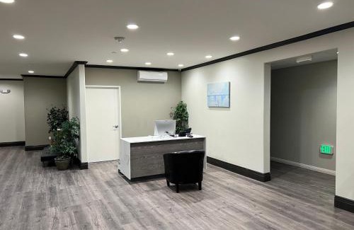Orange Hotel | ASPIRE INN & SUITES Orange