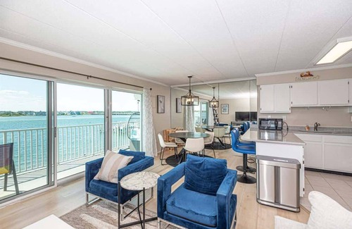 Ocean City Condo | Assateague House 204 2BR 2BA Bayfront Condo w/pool