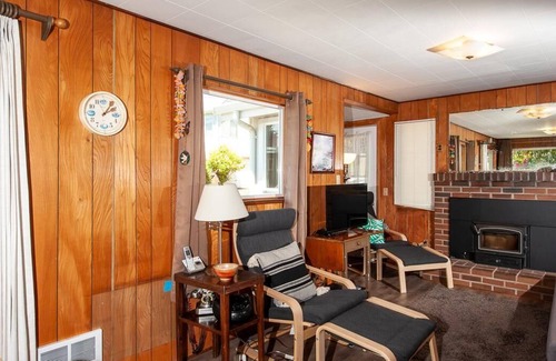 Tillamook House | Aster Cabin