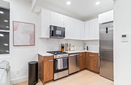 East Village Apartment | Astonishing 3BR 2bath Apt