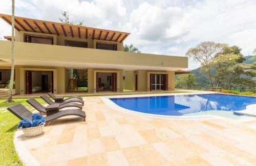 Anapoima Apartment | Astonishing 5BR House with pool in Anapoima