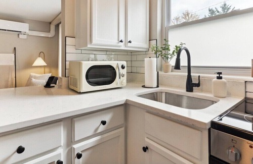 Potomac West Apartment | Astonishing Alexandria Apartment