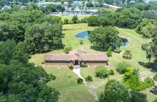 Dillard Estates House | Astor Manor Astor Cottage Combo