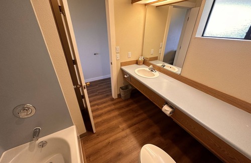 Astoria Hotel | Astoria Crest Motel
