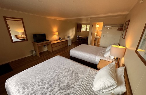 Astoria Hotel | Astoria Crest Motel