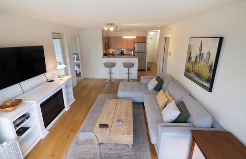 Downtown Victoria Condo | Astoria Elegance Contemporary Suite in one of Victoria's Best Buildings by Victoria Prime!