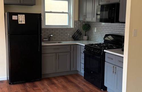 Queens Apartment | Astoria Gem: Comfort & Style