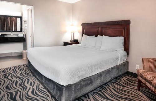 Astoria Hotel | Astoria Rivershore Motel