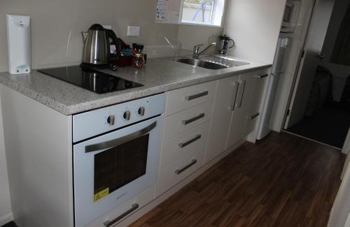 Lower Hutt Hotel | ASURE Green Gables Motel