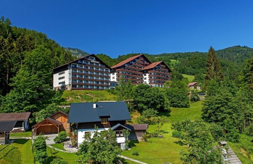 Bad Goisern Apartment | Vacation apartment/apartment for 3 guests with 33m² in Bad Goisern on Lake Hallstatt (266099)