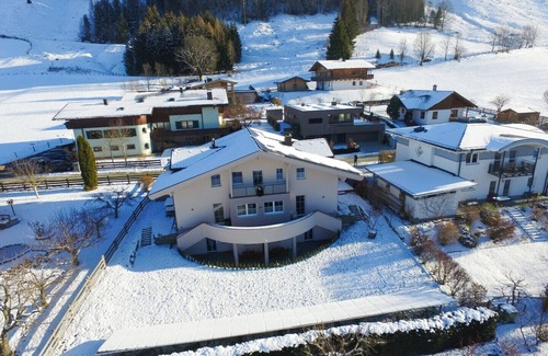 Bruck an der Grossglocknerstrasse Apartment | Panorama Apartments Bruck TOP 2