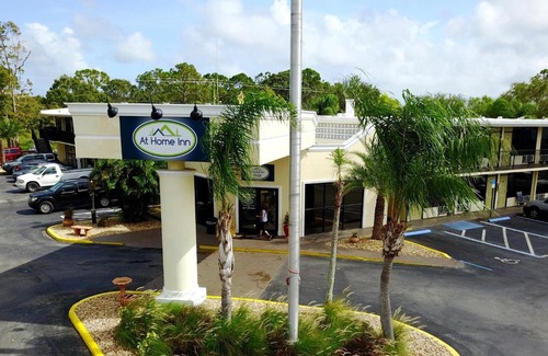 Fort Pierce Hotel | At Home Inn - Fort Pierce