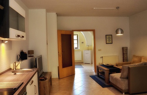Altstadt Apartment | At home on the river of life