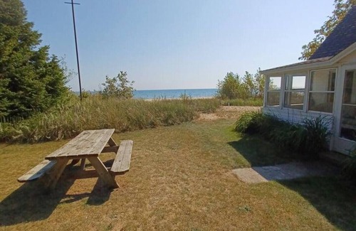 Oscoda Cabin | At Peace - Lakefront