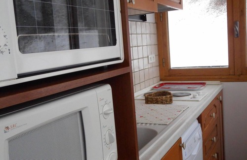 Valloire Apartment | At Riton app. 3 pers. 3 * quiet, close to shops, at the foot of the slopes
