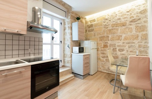 Santa Maria Apartment | At the castle: cozy apartment