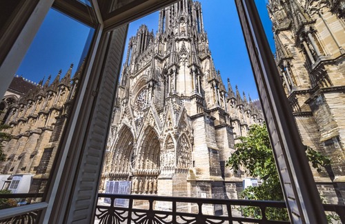 Reims City Centre Apartment | At the foot of the Cathedral vuemagique