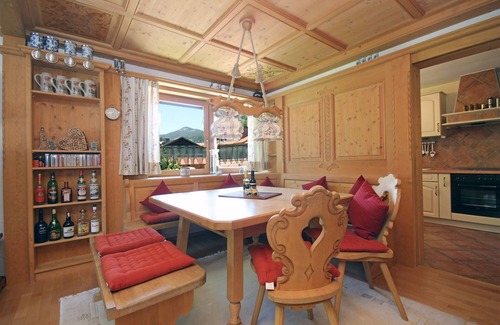 Heitlern Apartment | At the village pond