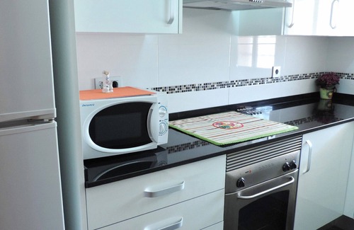 Creixell Apartment | AT017 Constel.lació: Apartamento con salida a una terraza con fantásticas vistas al mar