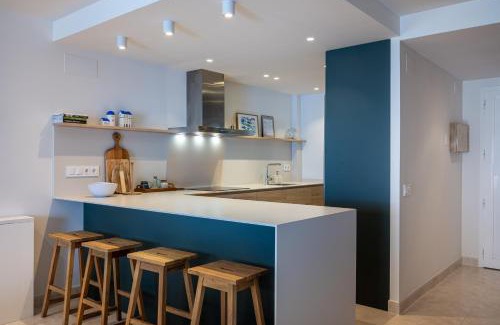 Creixell Villa | AT148 Frente la playa, jardín privado, vistas mar