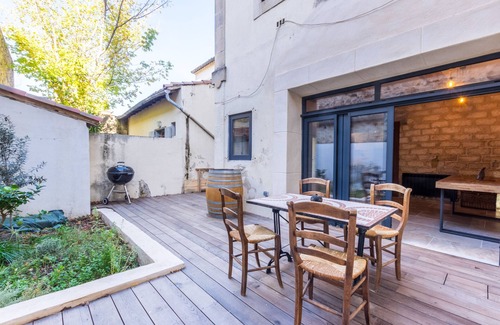 Historic Centre Apartment | Atelier Ecusson - Première conciergerie