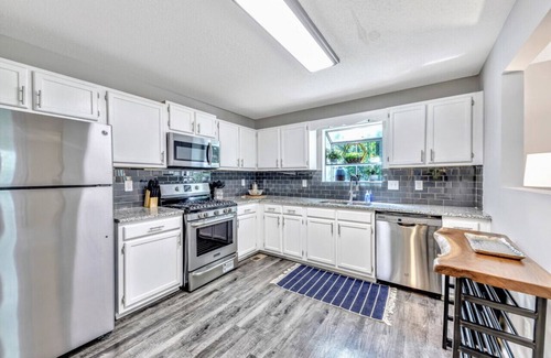 Kennesaw House | ATH - Kennesaw - 3BR - Pet Friendly - (4210)