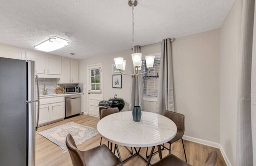 Marietta House | ATH - Marietta - 2BR-Pet Friendly-Stepless BoothRoad210B