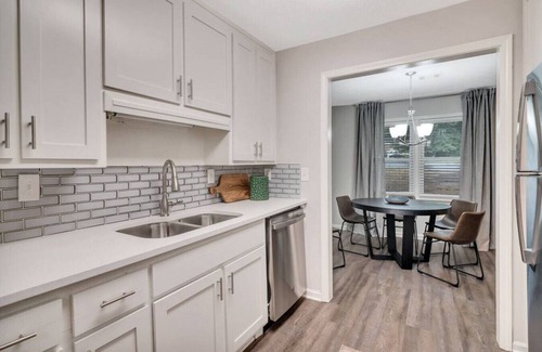 Norcross House | ATH - Norcross - 3BR - Pet Friendly - Ranch (wexA)