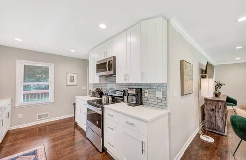 Fair Oaks House | ATH - Sleeps 6 - 3 Beds - Pet Friendly - 1376 (ST1)