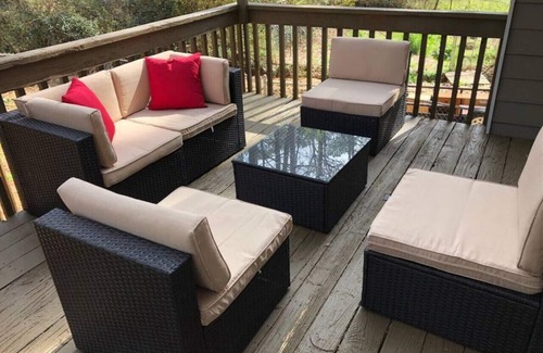 Woodstock House | ATH - Sleeps 8 - 4 Beds - Fenced/Pet friendly - VTarn