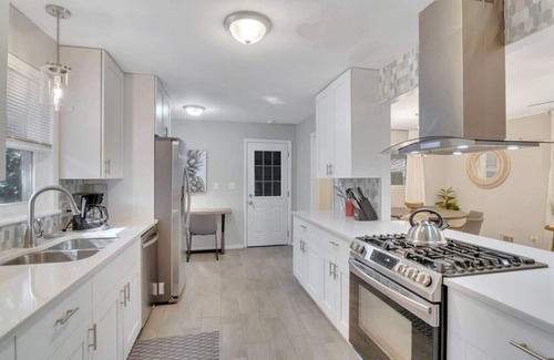 Marietta House | ATH - Sleeps 8 - 4 Beds - Pet friendly - Kurtz