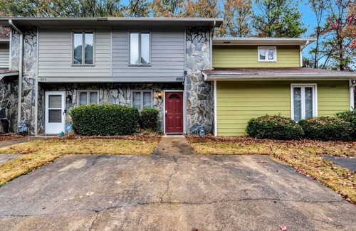 Smyrna House | ATH - Smyrna - 2BR - Sleeps 6 - Pet Friendly (1695)