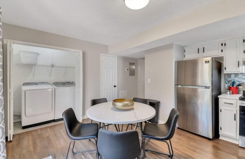 Smyrna House | ATH - Smyrna - Sleeps 4 - 2 Beds - Pet friendly - CC3