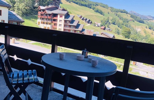 Les Avanchers-Valmorel Apartment | Athamante 6 - Close to the slopes, the sled slope and all shops