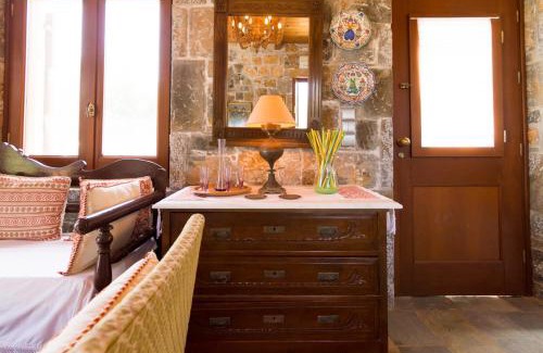 Skotino House | Athena Villas Olive Grove & Estate
