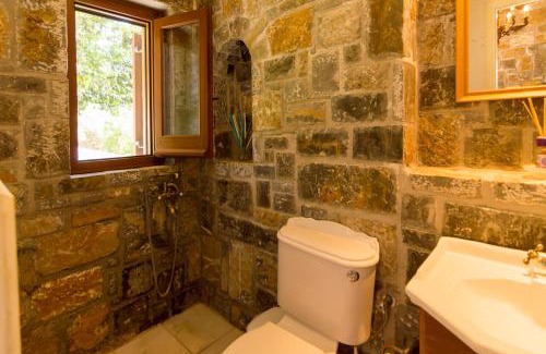 Skotino House | Athena Villas Olive Grove & Estate
