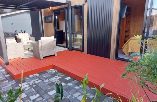 Athenree Apartment | Athenree Haven: Peaceful new studio on nature's doorstep!