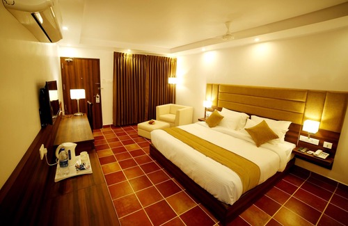 Athirapally Hotel | Athirapilly Green Trees