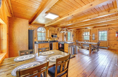 Athol Cabin | Athol Cabin w/Deck & Fire Pit, 10 Mi to Lake