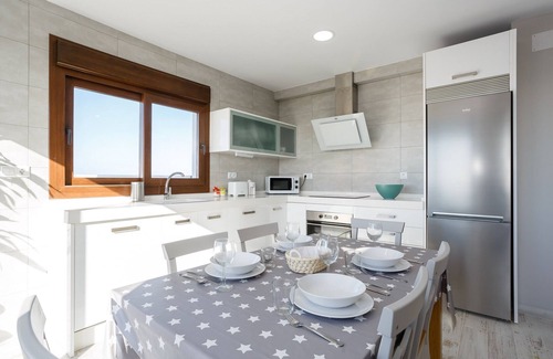 Cadiz Apartment | Atico FULL Balcony by Cadiz4Rentals