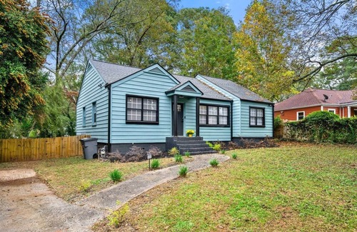 Hapeville House | Atl 4 BR | 10 Mins from Airport | Office & Desk
