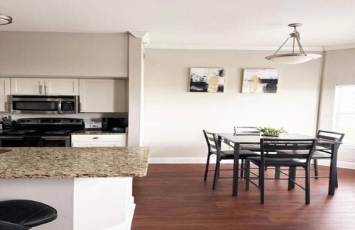 SoNo Apartment | ATL City-scape
