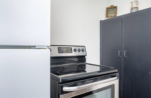 Downtown Atlanta Condo | ATL Downtown Private Balcony 24h Concierge